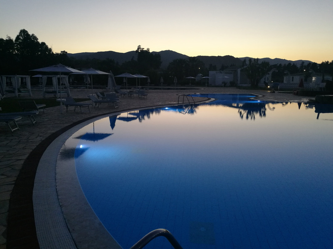 Limone Beach Resort主图