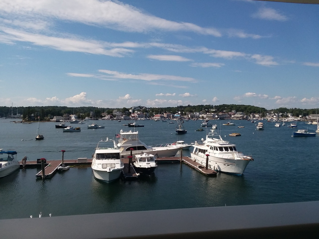 Brown's Wharf Inn主图