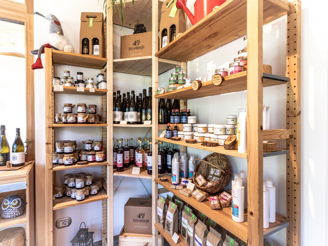 Azienda Agricola Bosc del Meneghi-Molina di Ledro必去景点