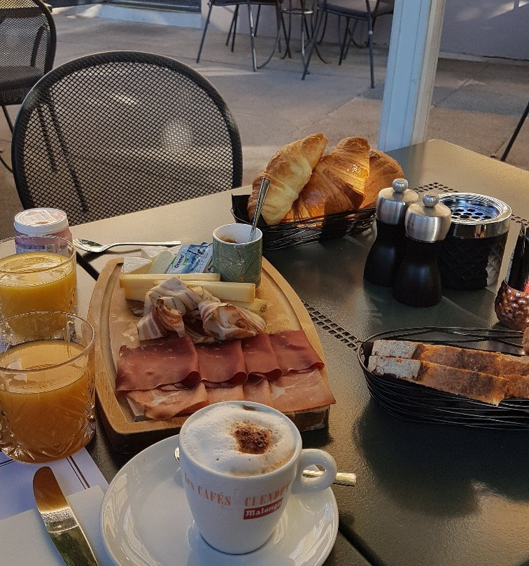Auberge De Rivaz主图