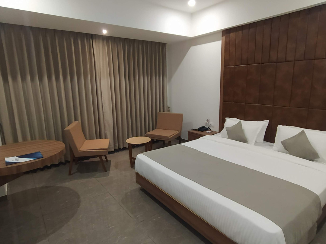 Raaj Svastik Inn主图