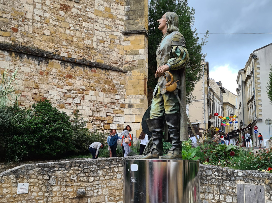 Statue Cyrano de Bergerac景点图片