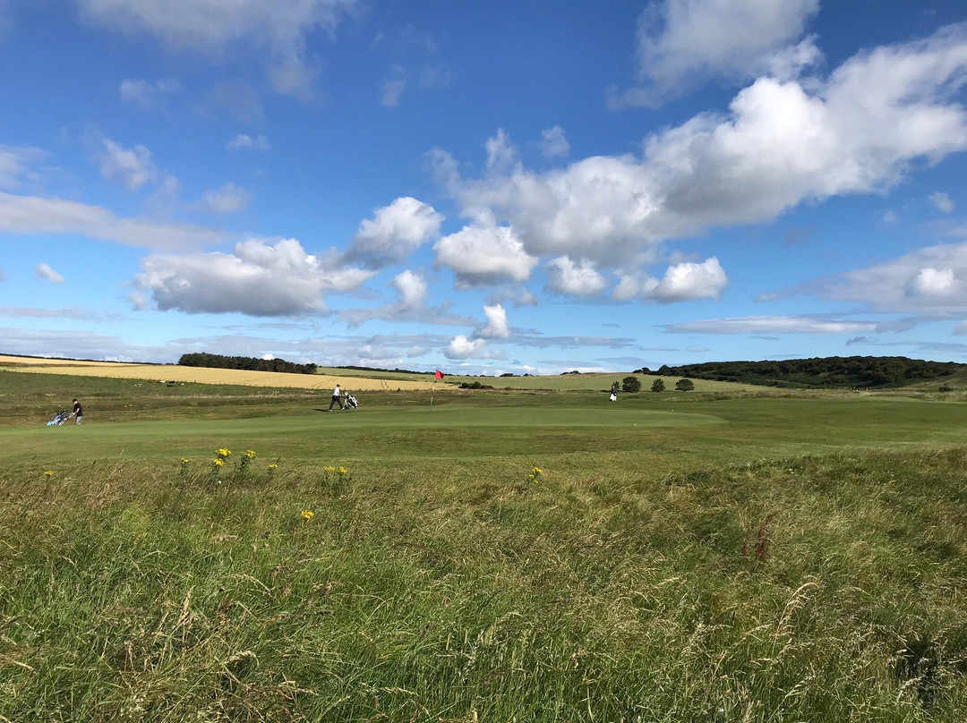 Dunstanburgh Castle Golf Course景点图片