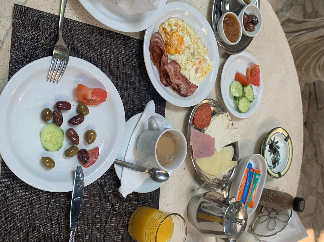 Kiniras Hotel & Restaurant主图