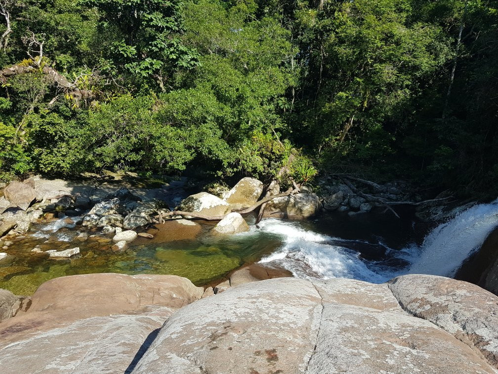 Cachoeira da Laje-伊利亚贝拉必去景点