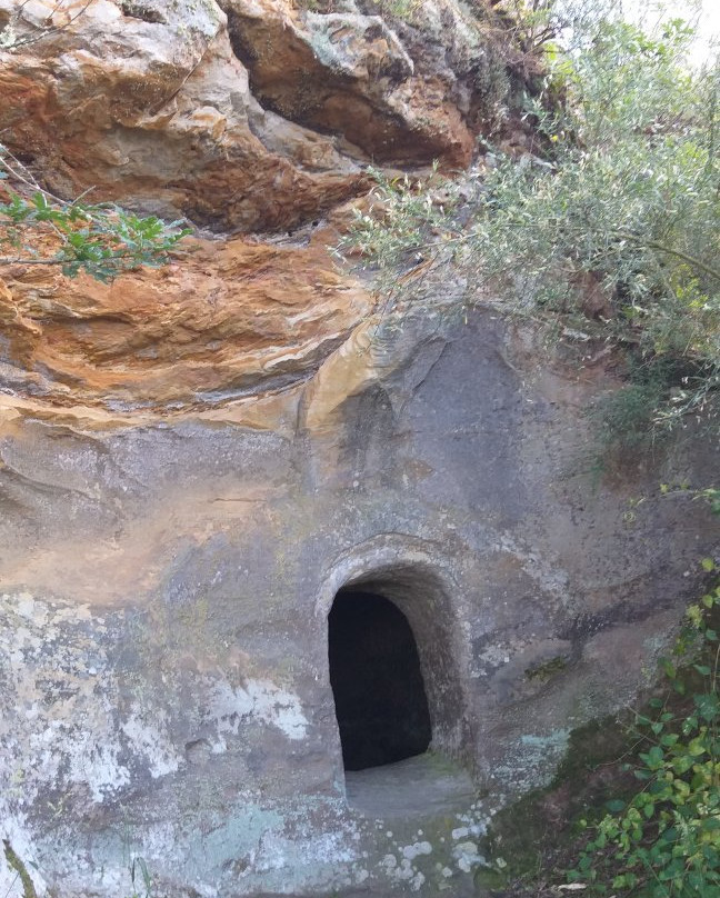 Necropolis de San Pantaleon