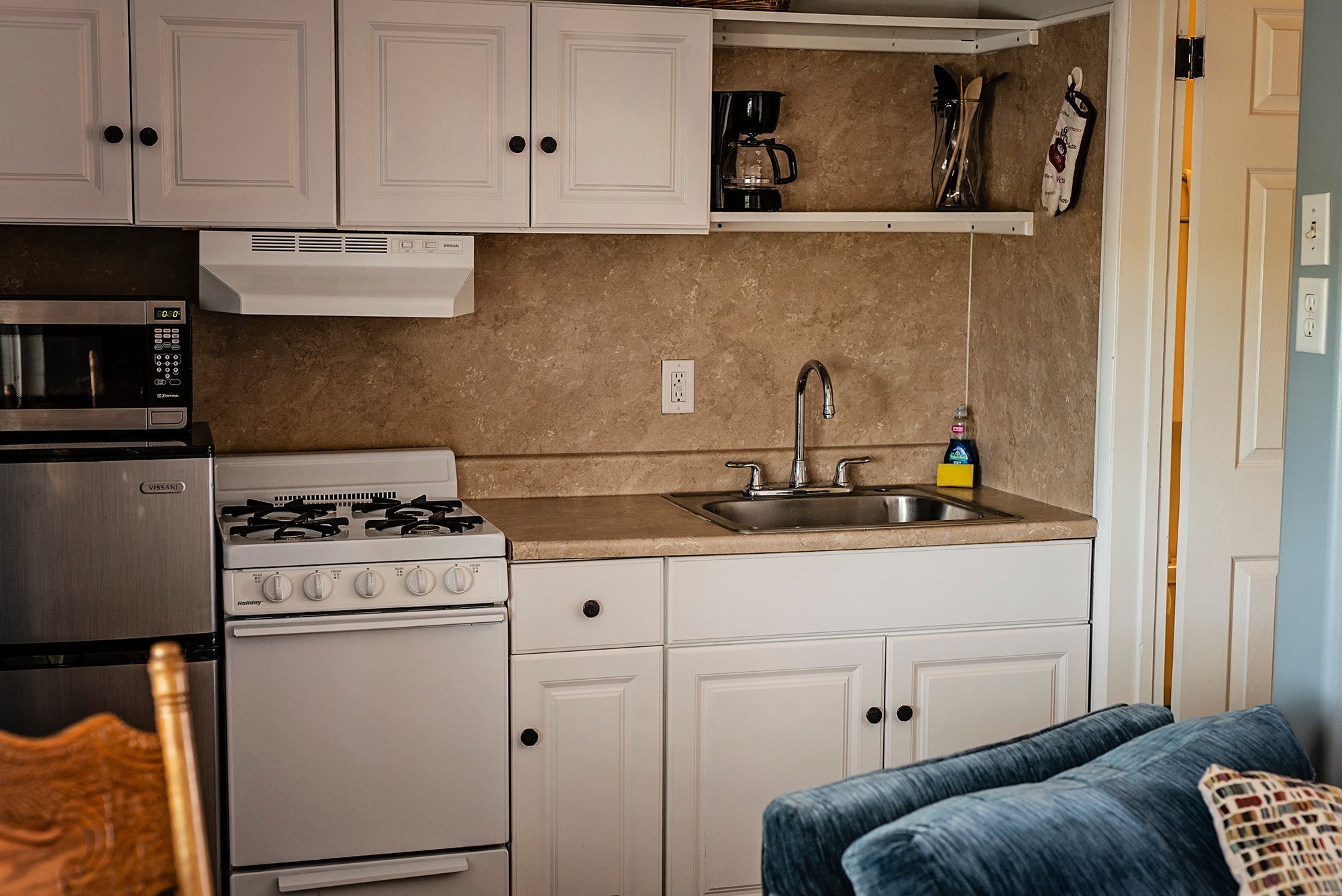 Hilltop Tavern and Inn-官方