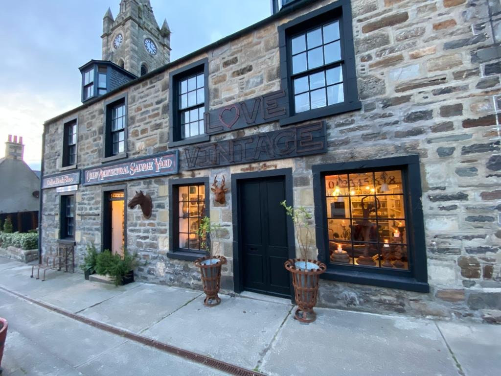 Cullen Antiques Centre