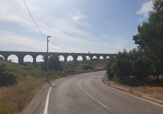 Acueducto de Perin-Perin必去景点