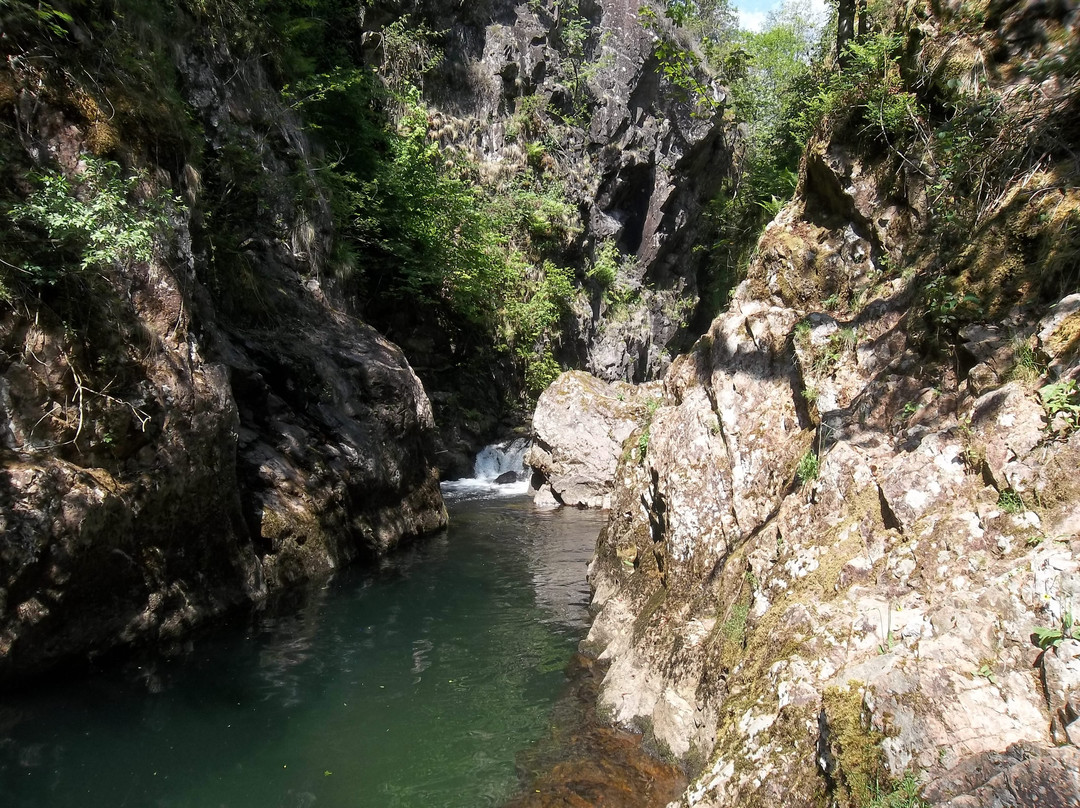 Cascade du Saut de L'Ognon-Servance必去景点