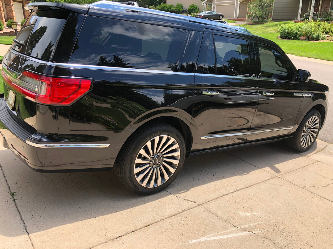 Denvers Airport Transportation-丹佛必去景点