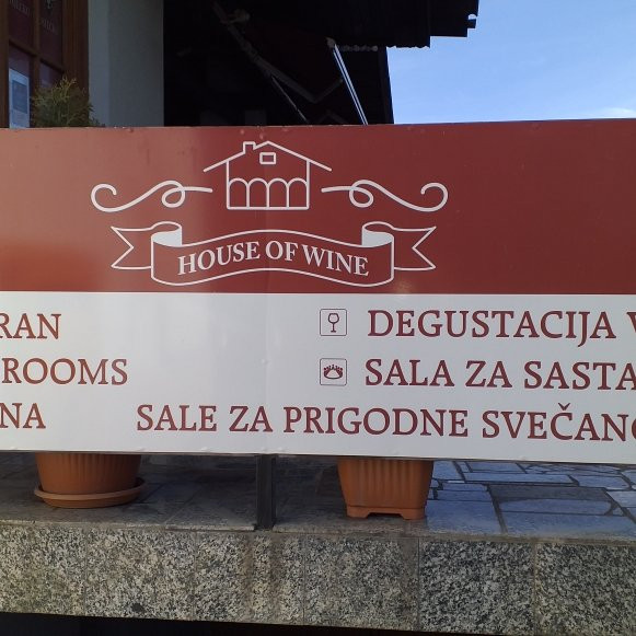 Restaurant & Hotel House of Wine