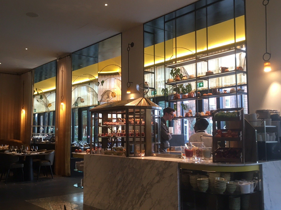 The Grove Hotel主图