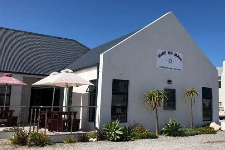 Wine on Main L'Agulhas-L'Agulhas必去景点
