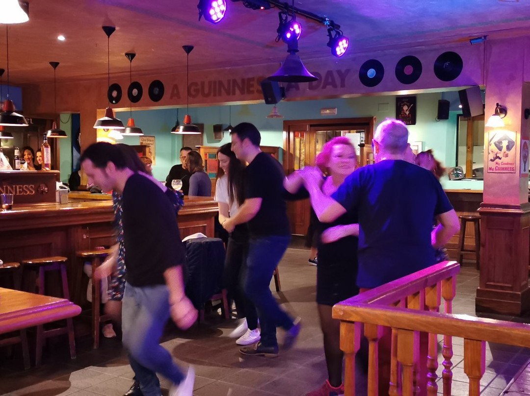 Dublin Live Music Pub-甘迪亚海滩必去景点