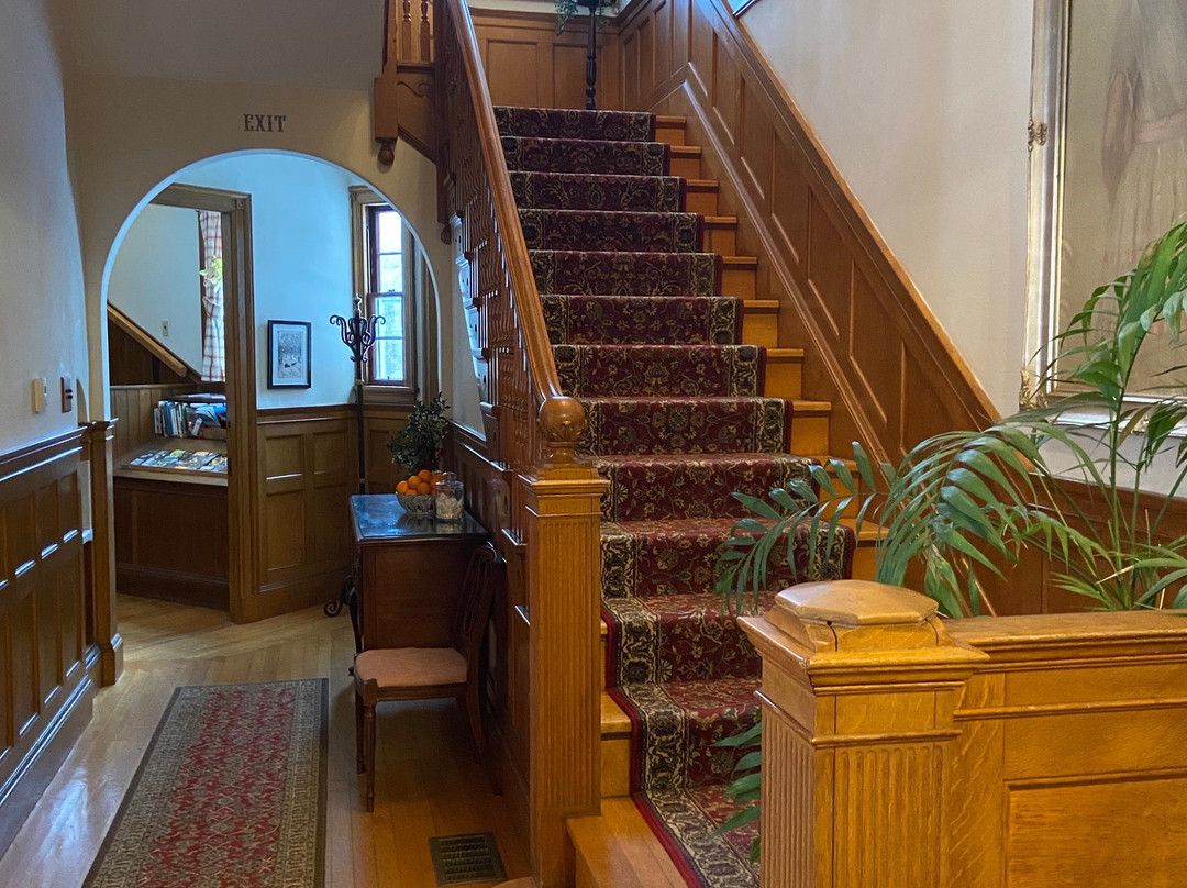 Governor's House主图