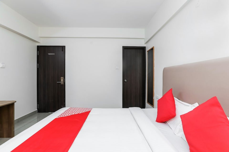 The Red Lotus Premium主图