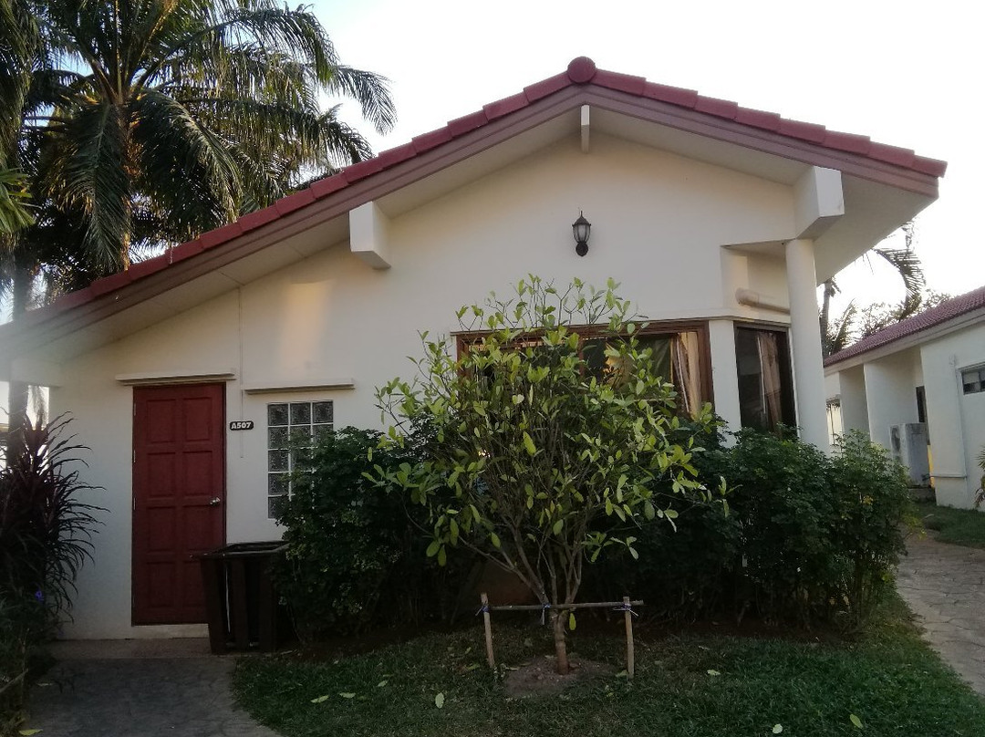 New Travel Beach Resort主图