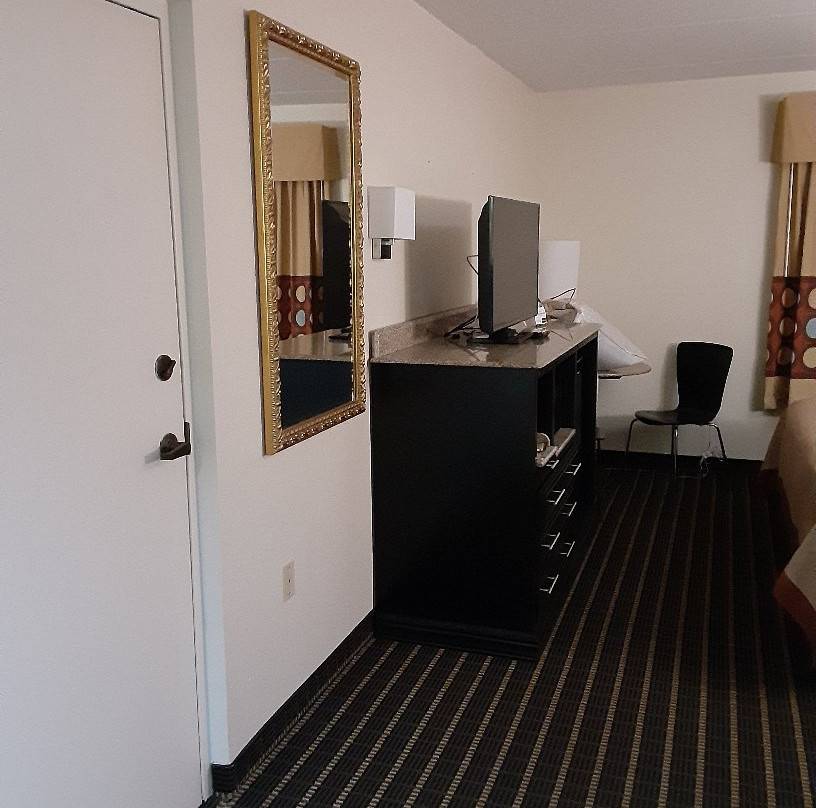 Super 8 by Wyndham Dandridge主图