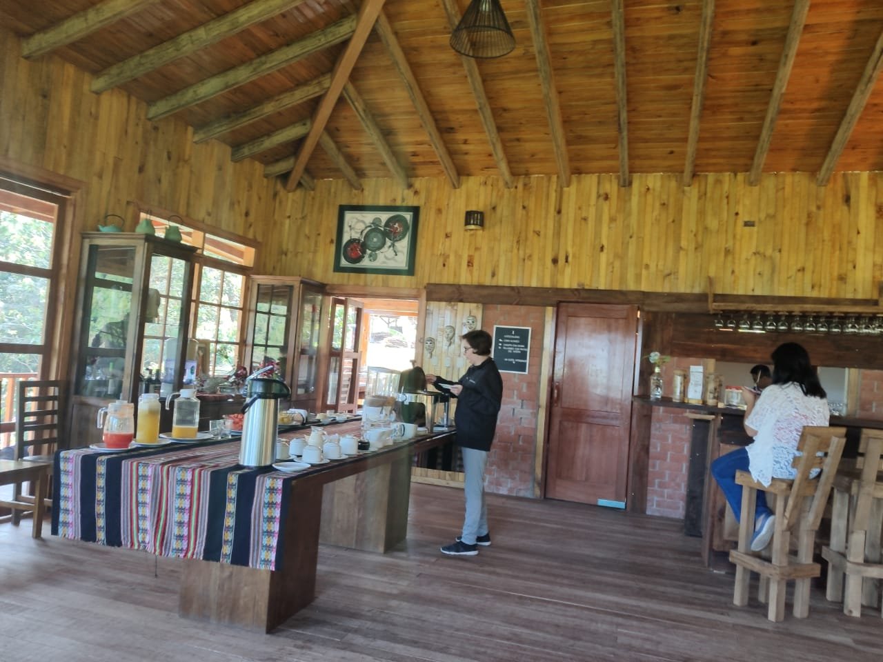 Altares de Oxapampa-餐饮