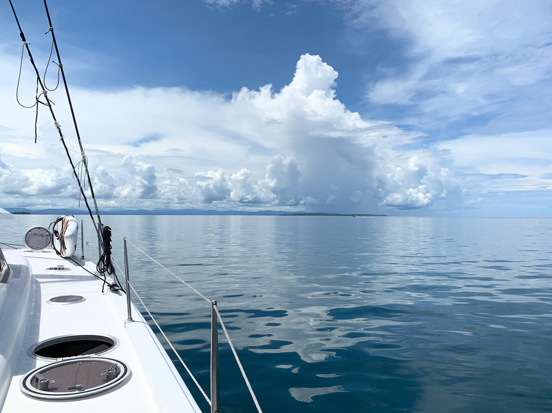 Onatigle Catamaran景点图片