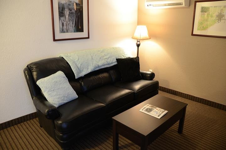 Clock Tower Inn主图