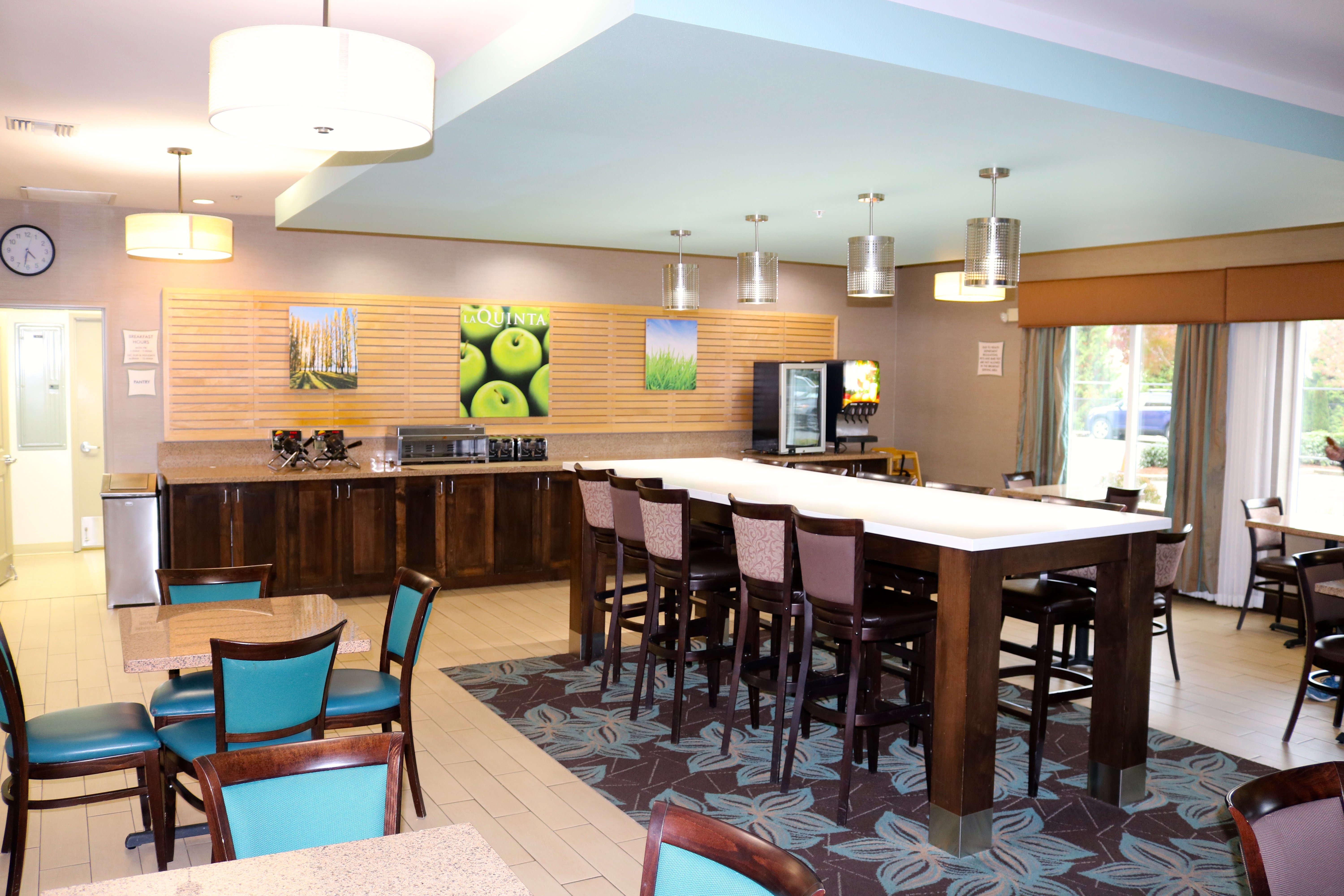 La Quinta Inn & Suites by Wyndham Bellingham-餐饮