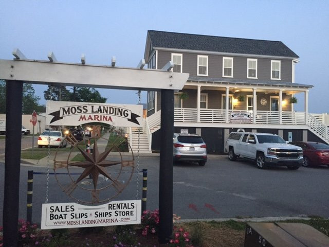 Moss Landing Marina景点图片