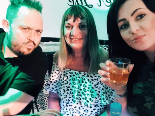 Andy's Bar-阿尔库迪亚港必去景点