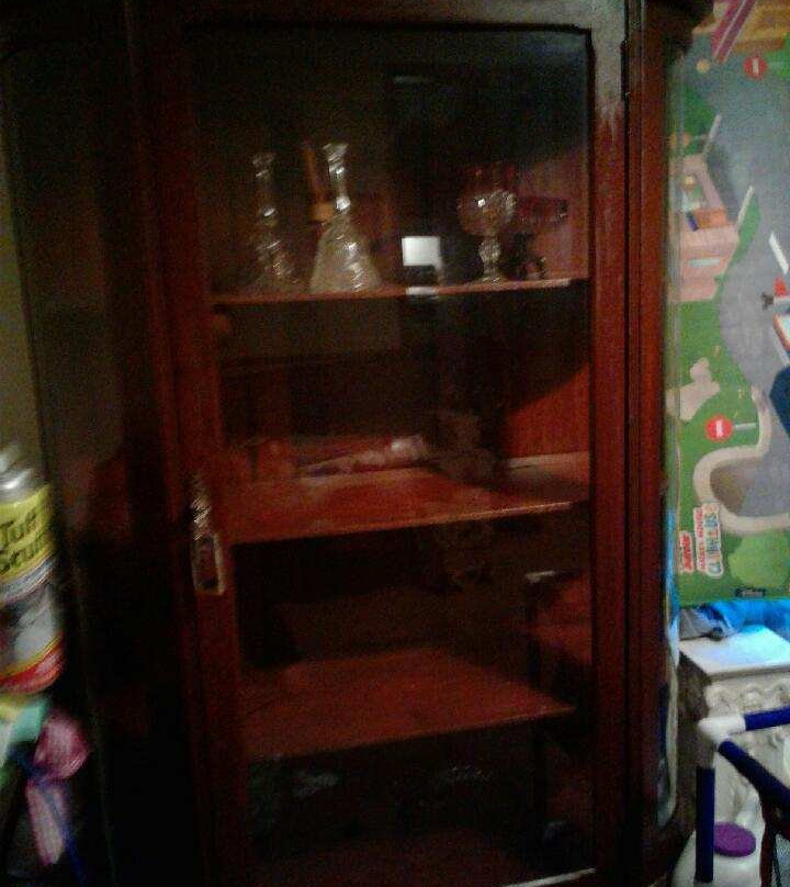 Country Antiques And Treasures景点图片