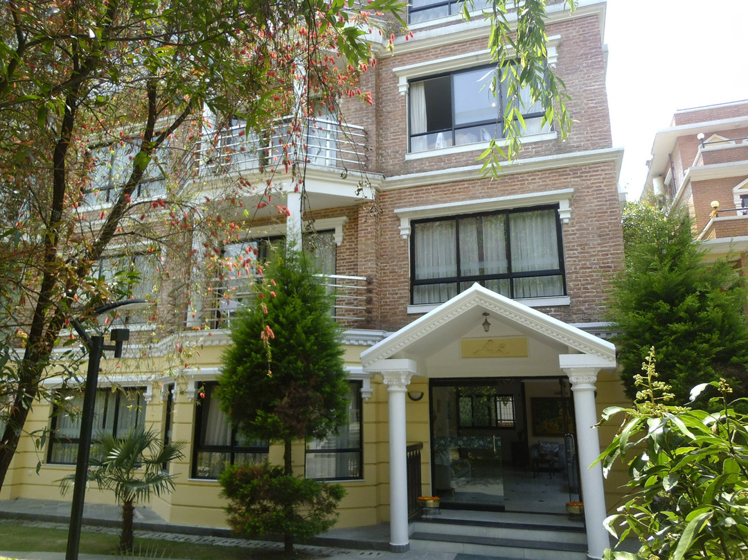 戈达瓦里村度假酒店主图