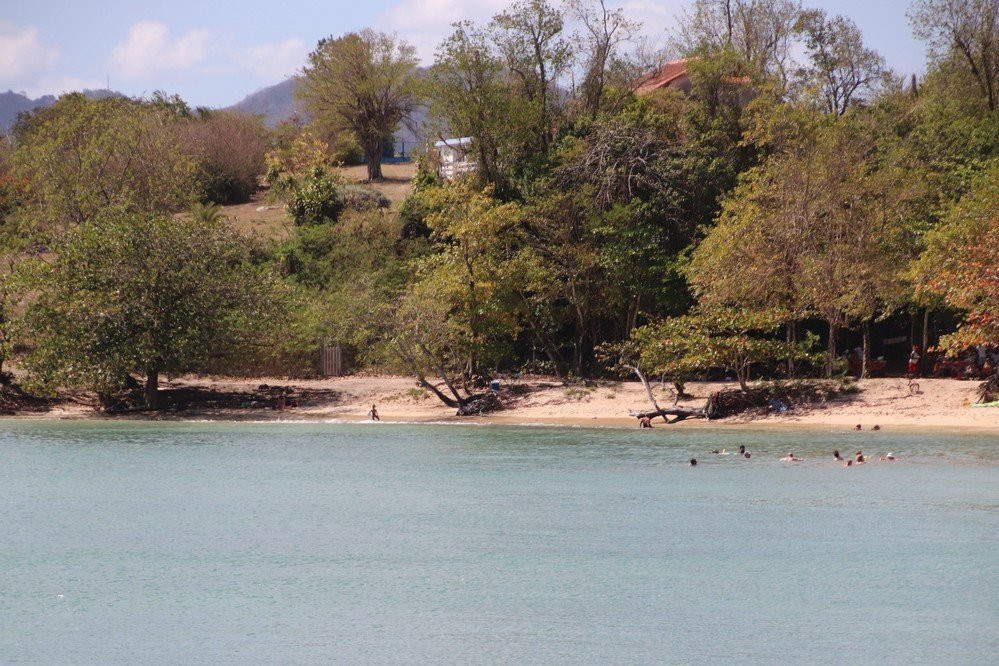 Anse Mabouya-圣吕斯必去景点