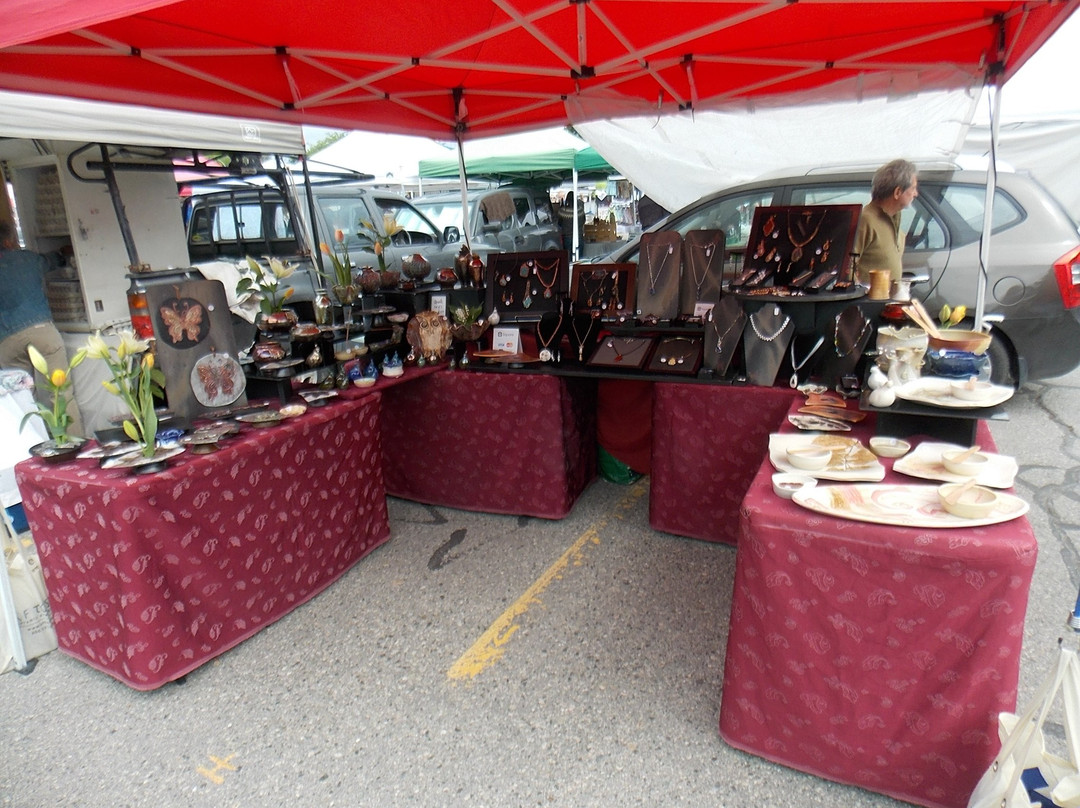 Kelowna Farmers' and Crafters' Market-基洛纳必去景点