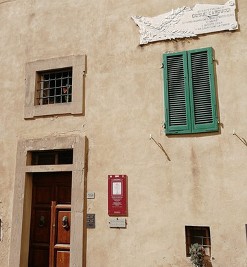 Casa Carducci-卡斯塔涅托卡杜奇必去景点