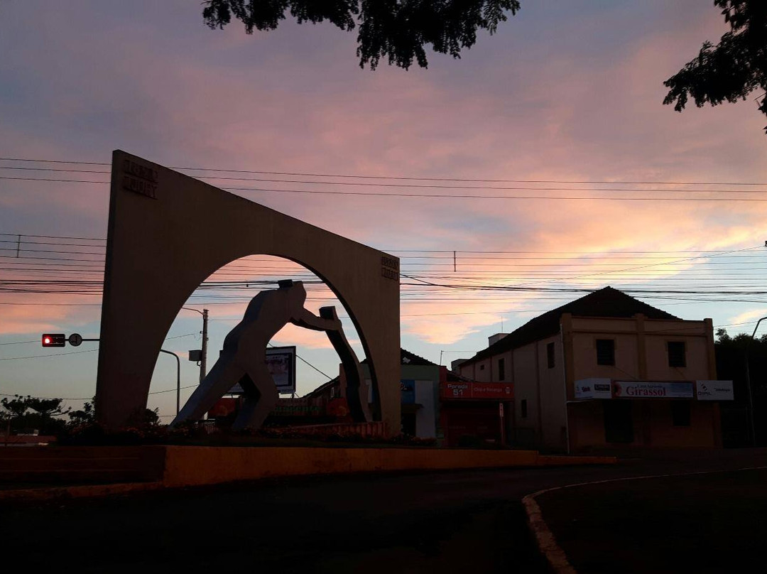 Monumento O Pioneiro景点图片