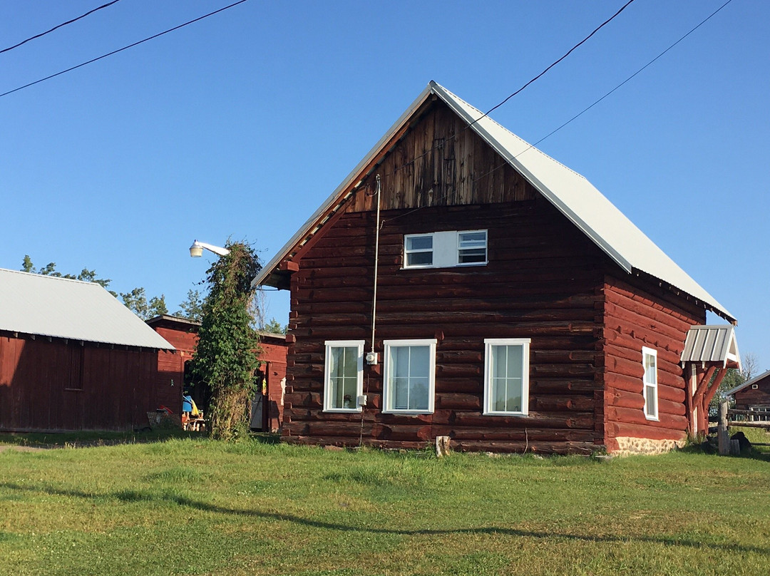 Attwood Creek Ranch主图