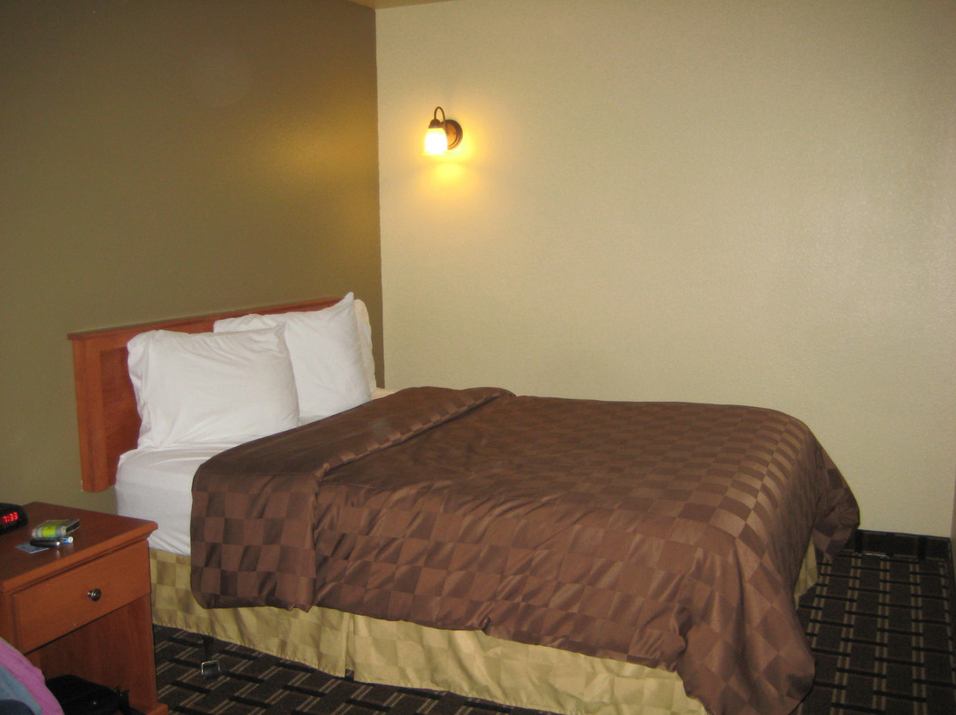 FairBridge Inn & Suites Kellogg主图