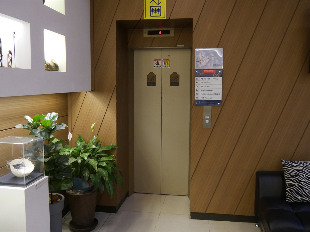 本昵客雅全州汉城酒店主图