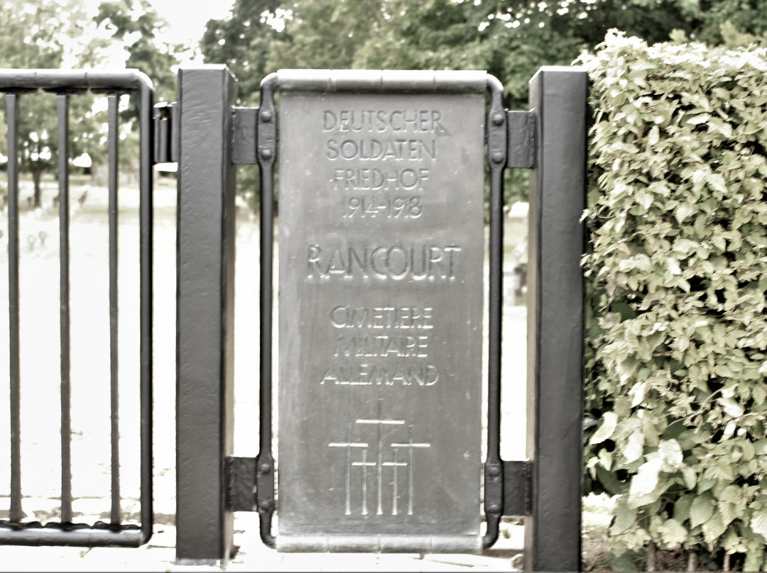 Rancourt German Military Cemetery景点图片