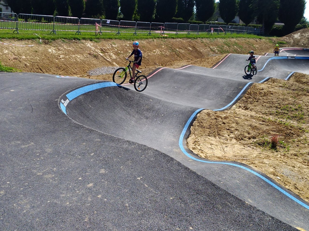 L'Isle-sur-le-Doubs旅游攻略图片