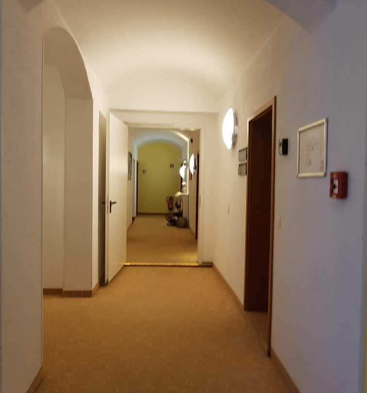 巴伐利亚霍夫酒店主图