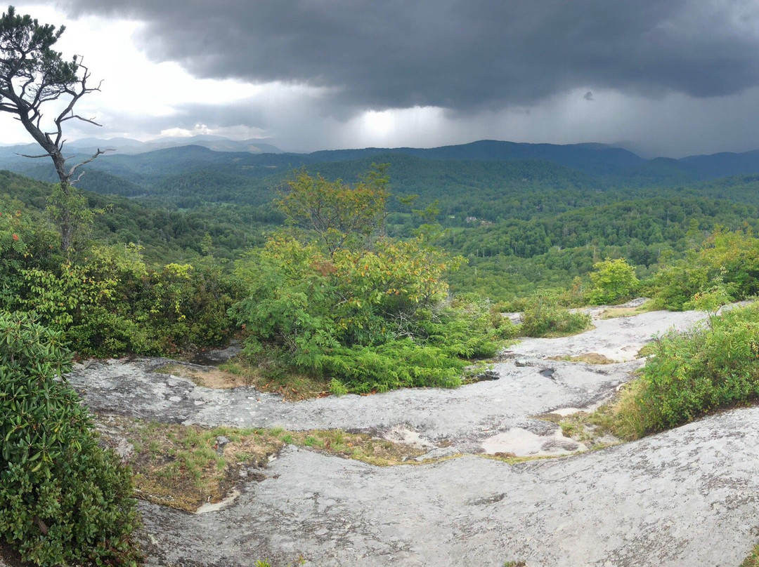 Flat Rock Trail景点图片