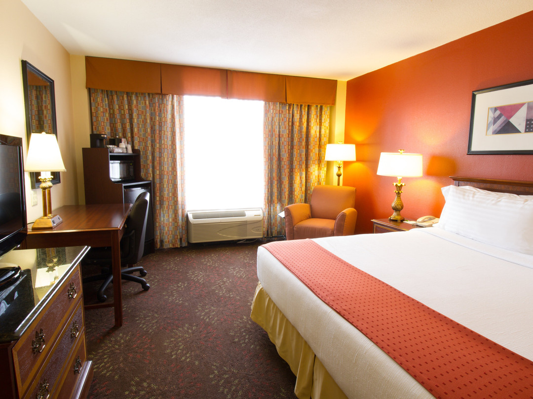 芝加哥奥黑尔区假日酒店主图