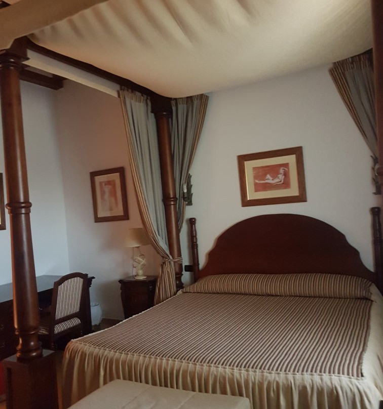 Senorio De Olmillos Hotel主图