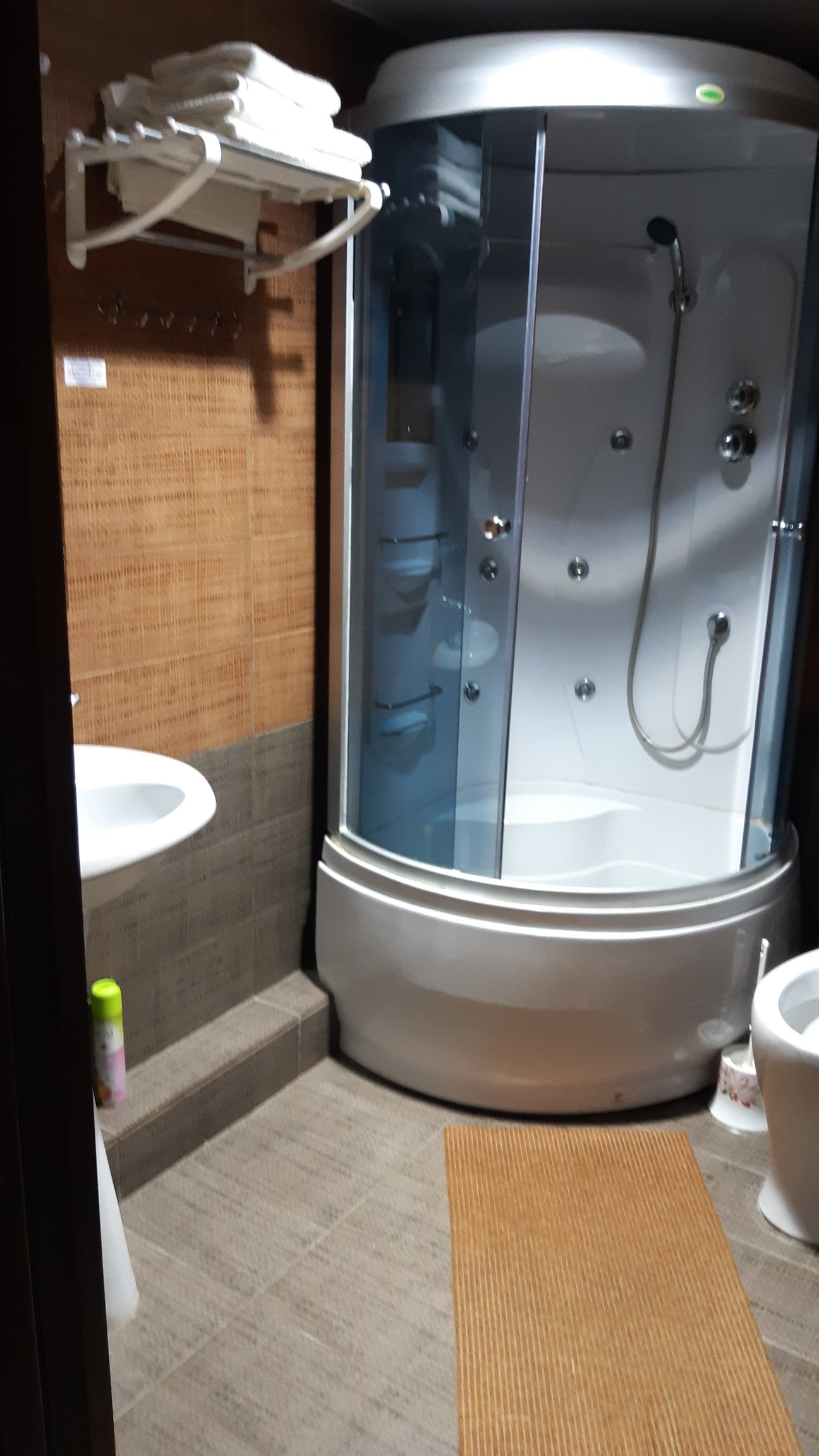 Hotel Hutorok-浴室