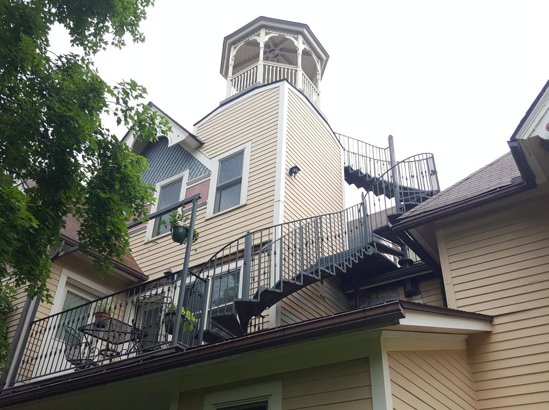 Scandinavian Inn主图