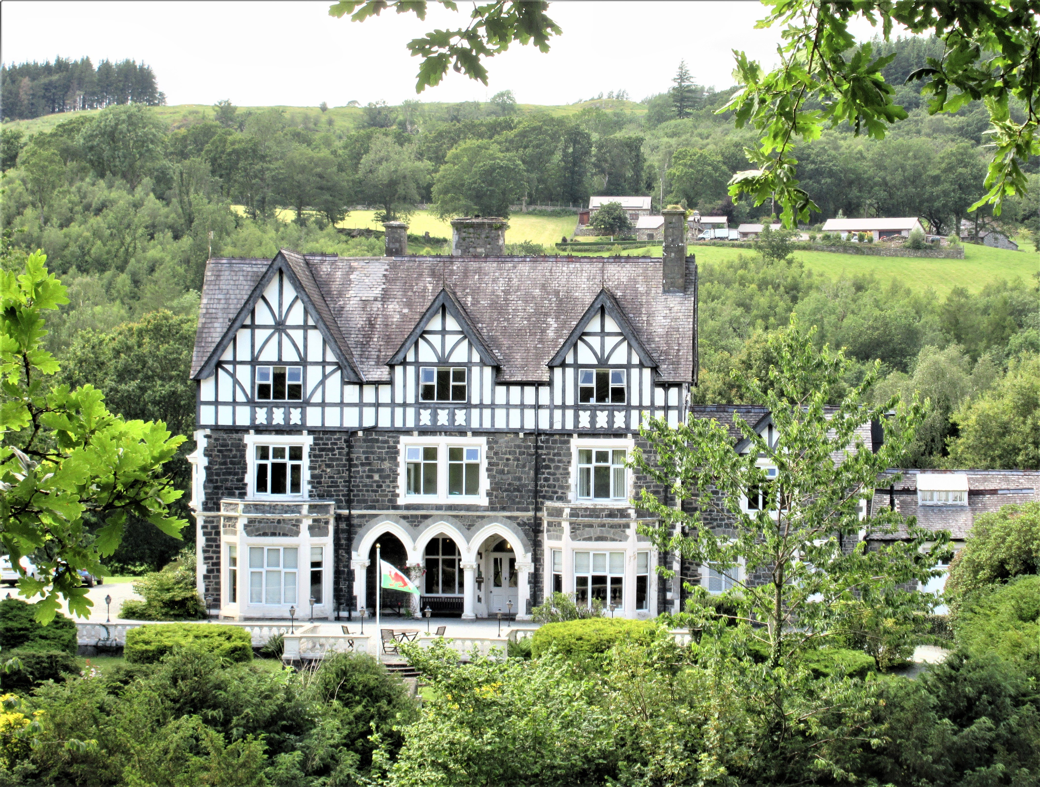 Dolserau Hall Hotel-浴室