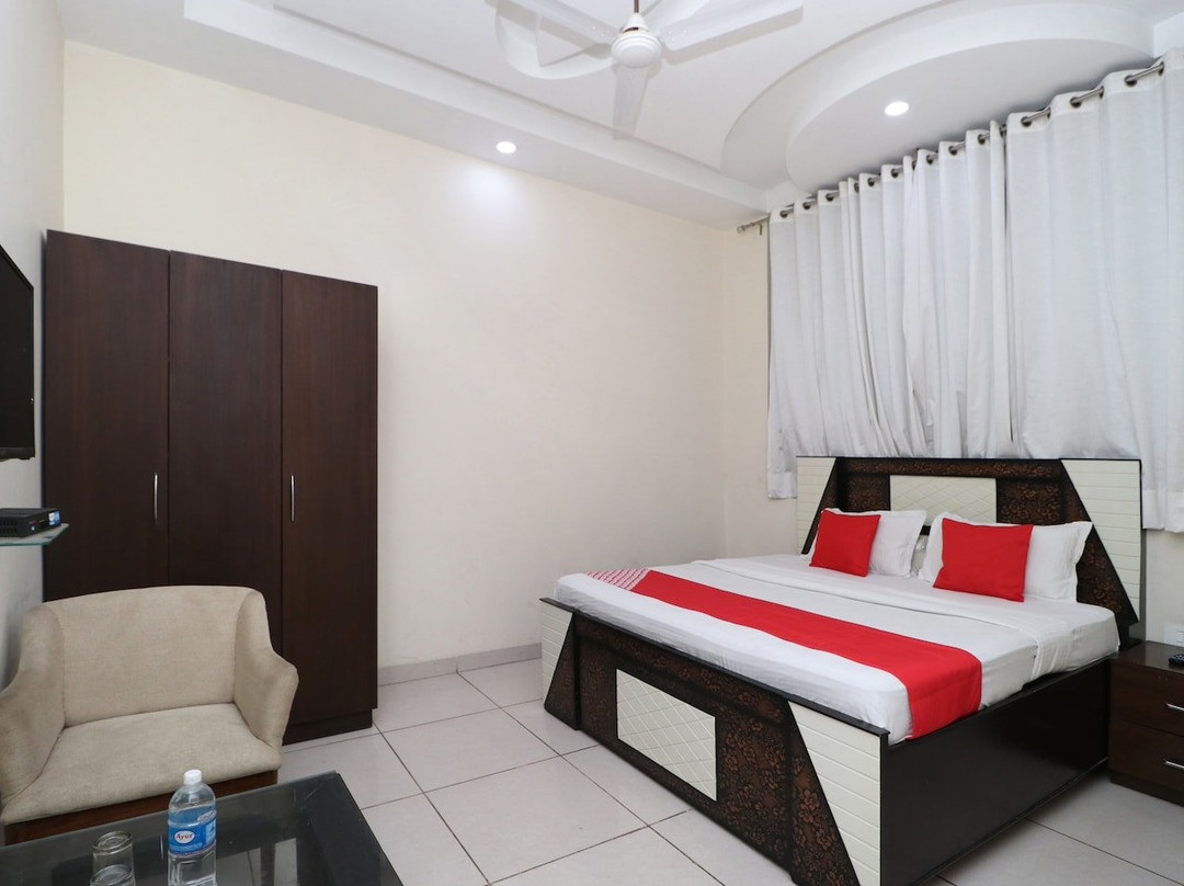 OYO 30457 Yashvi Hotel And Resort