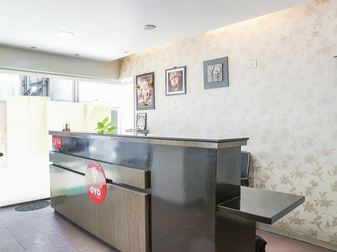 Capital O 15654 Hotel Gajanan Pride主图