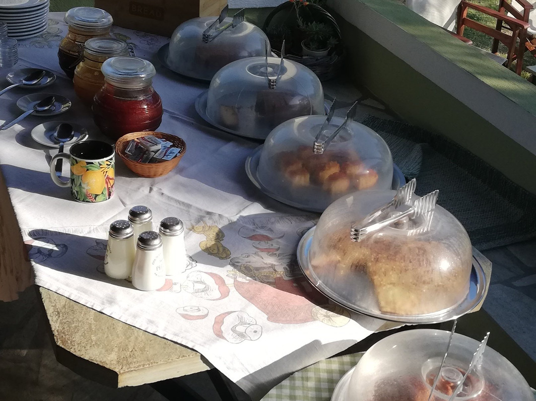 Mando Beachfront主图